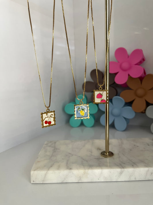 Art à la Fruta Necklace