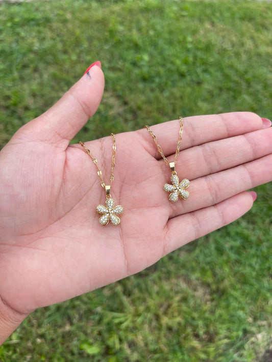 360 Flower Necklace